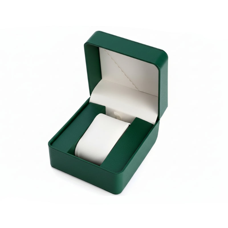 boîte carrée de rangement montre vide sur fond blanc