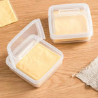 boîte à fromage remplit de cheddar