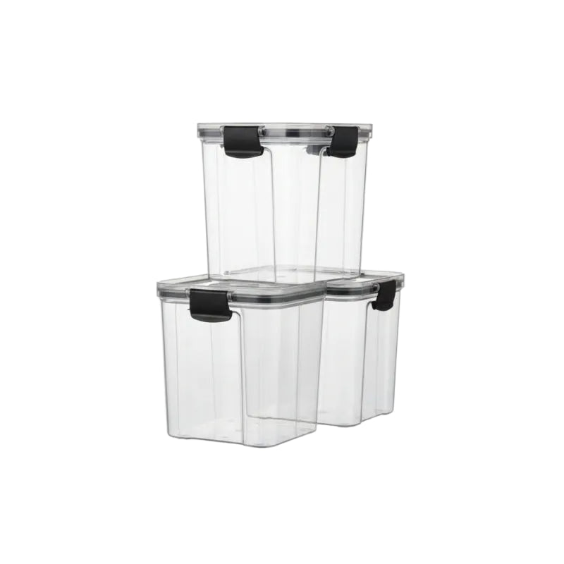 boîte hermétique en plastique vide sur fond blanc