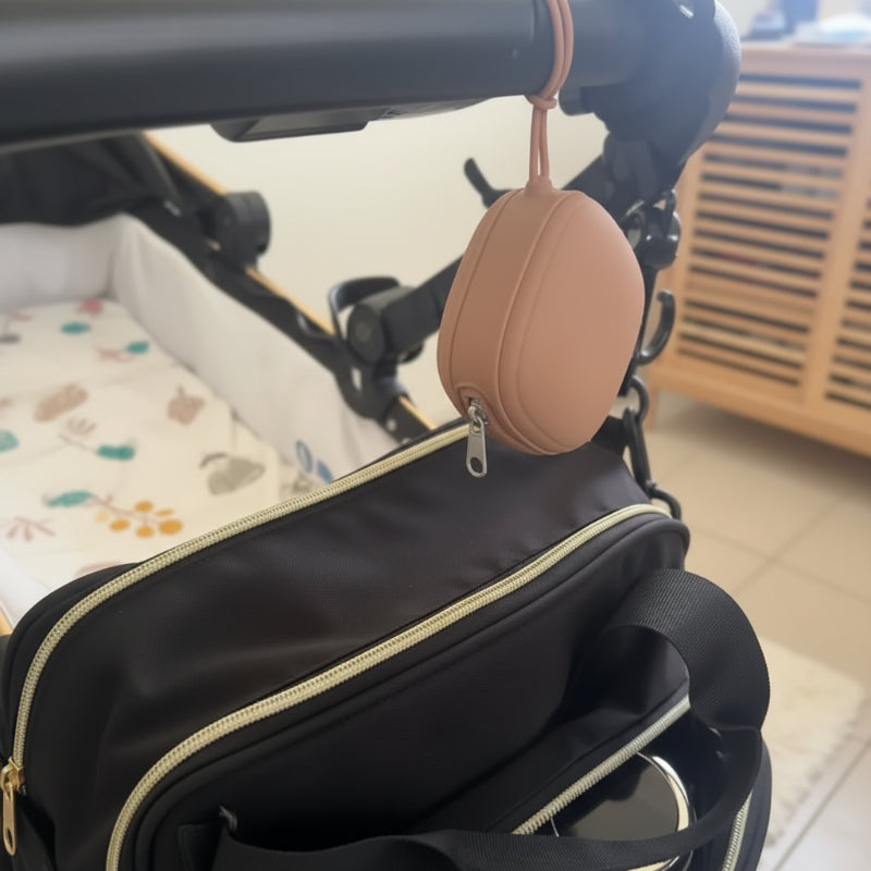 étui de rangement pour tétine bébé sur poussette