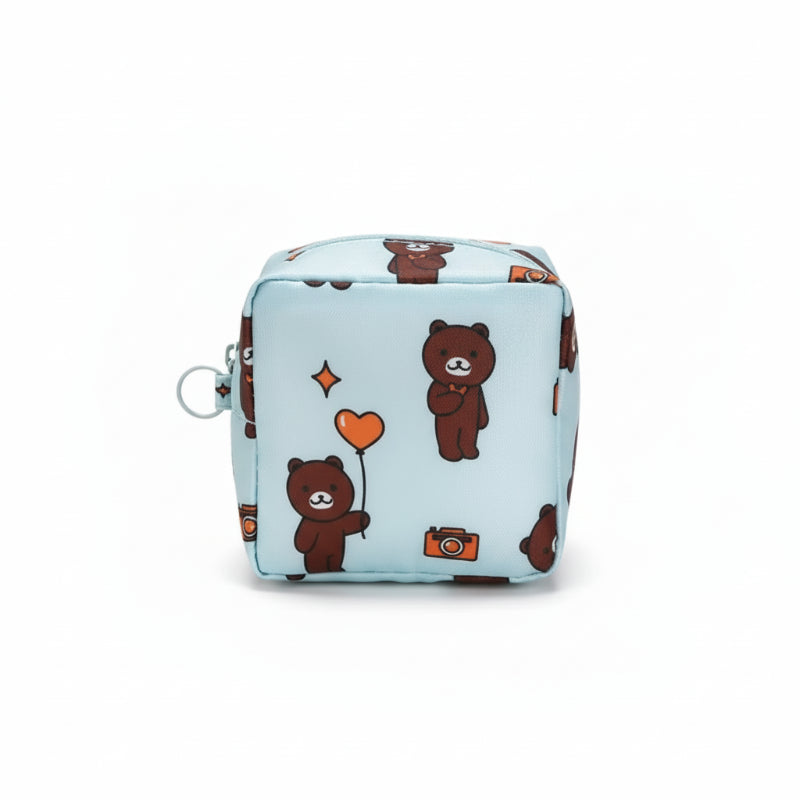 l'organisateur pour hygiène féminine de couleur bleu rose