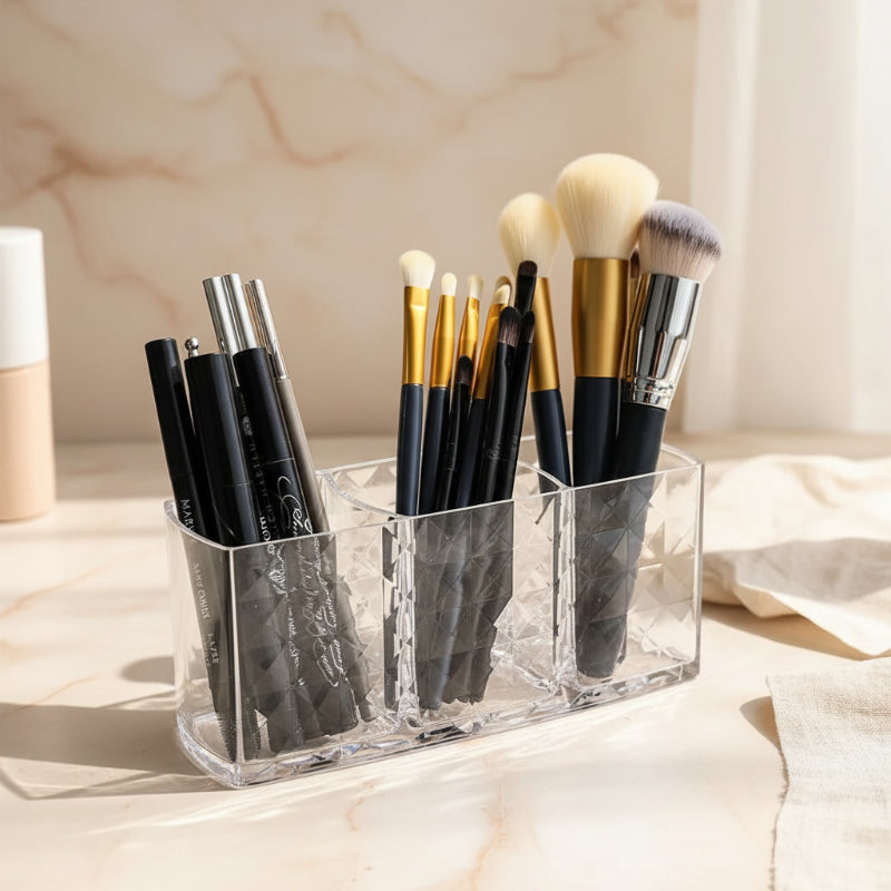 organisateur de maquillage à motif diamant sur du marbre