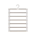 organisateur de pantalons pour dressing vide sur fond blanc