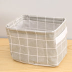 petit panier de rangement adapté pour salle de bain de couleur noir