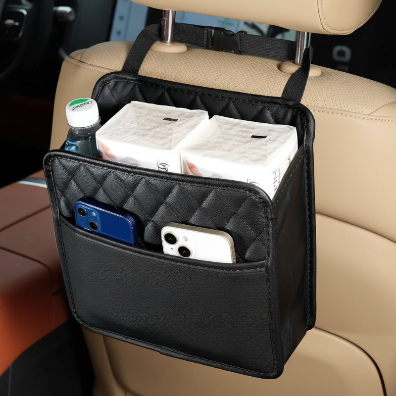 pochette organisateur accroché sur un siège arrière de voiture 