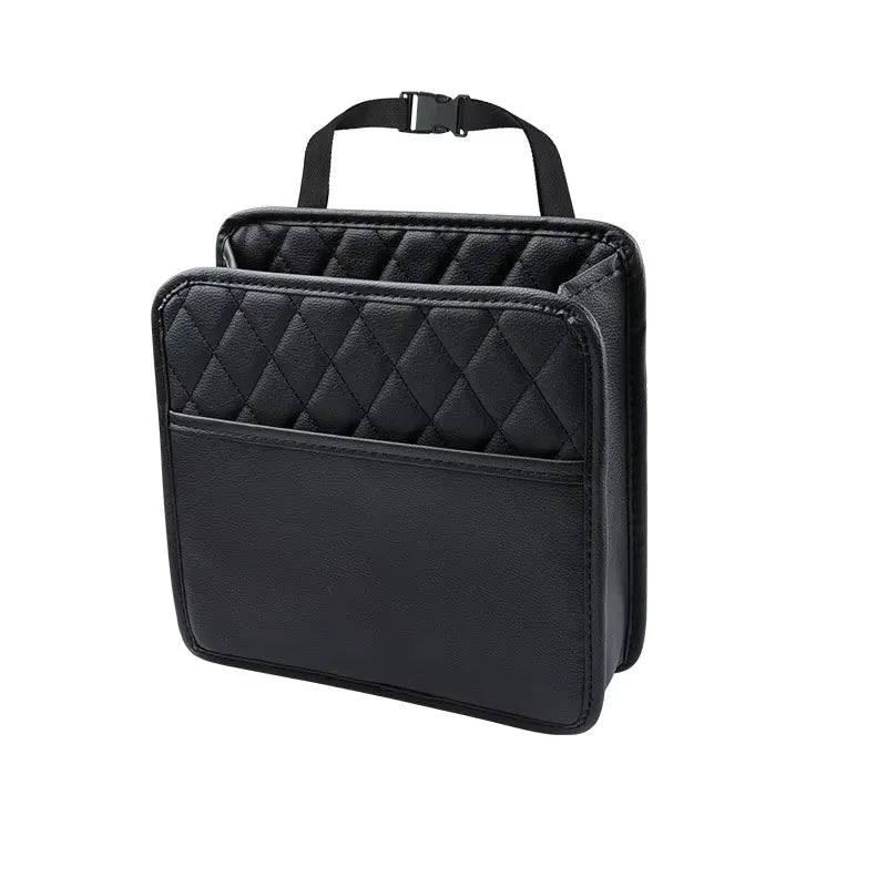 pochette organisateur de siège de voiture vide de couleur noir sur fond blanc