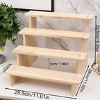 présentoir en bois pour rangement parfum sur fond blanc avec 4 étages