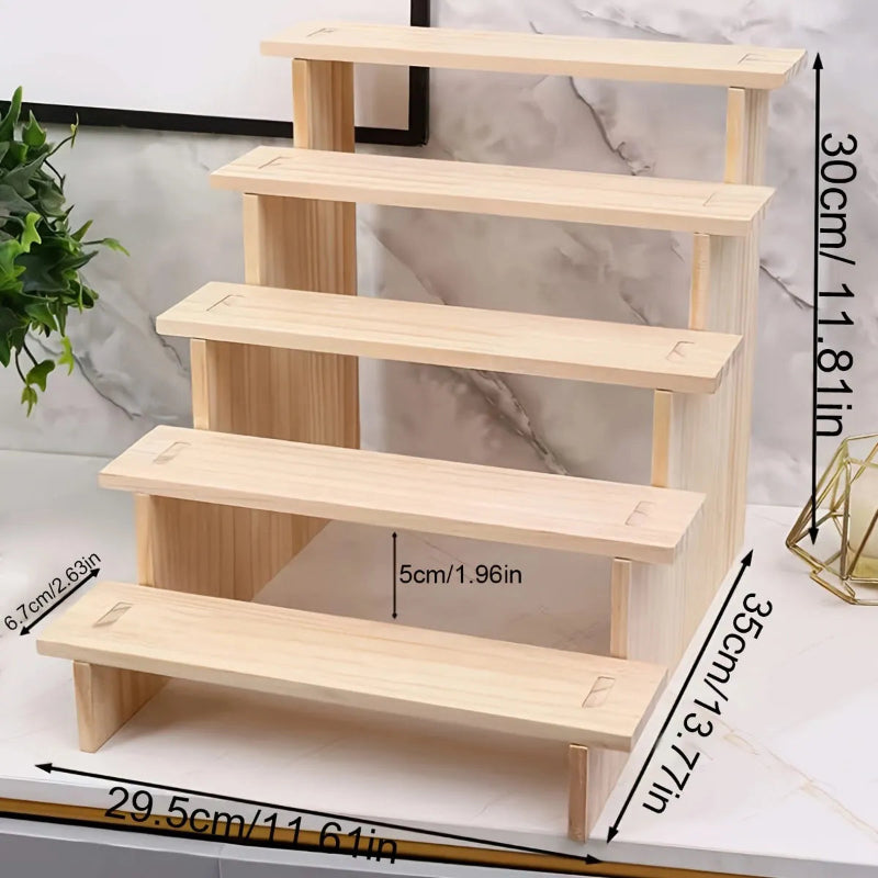 présentoir en bois pour rangement parfum sur fond blanc avec 5 étages