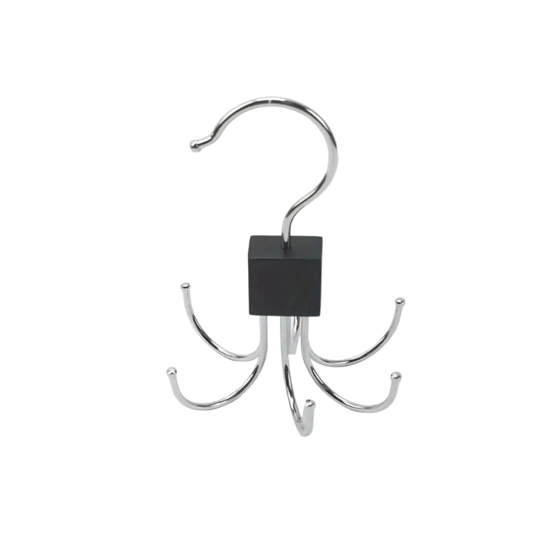 rangement pour ceinture vide sur fond blanc