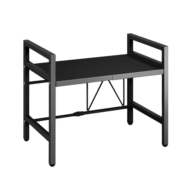 rangement pour micro-onde vide noir sur fond blanc