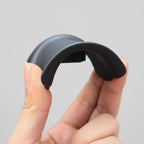 main teste souplesse support casque audio