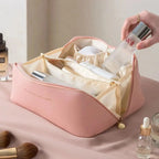 trousse maquillage pour femme de couleur rose